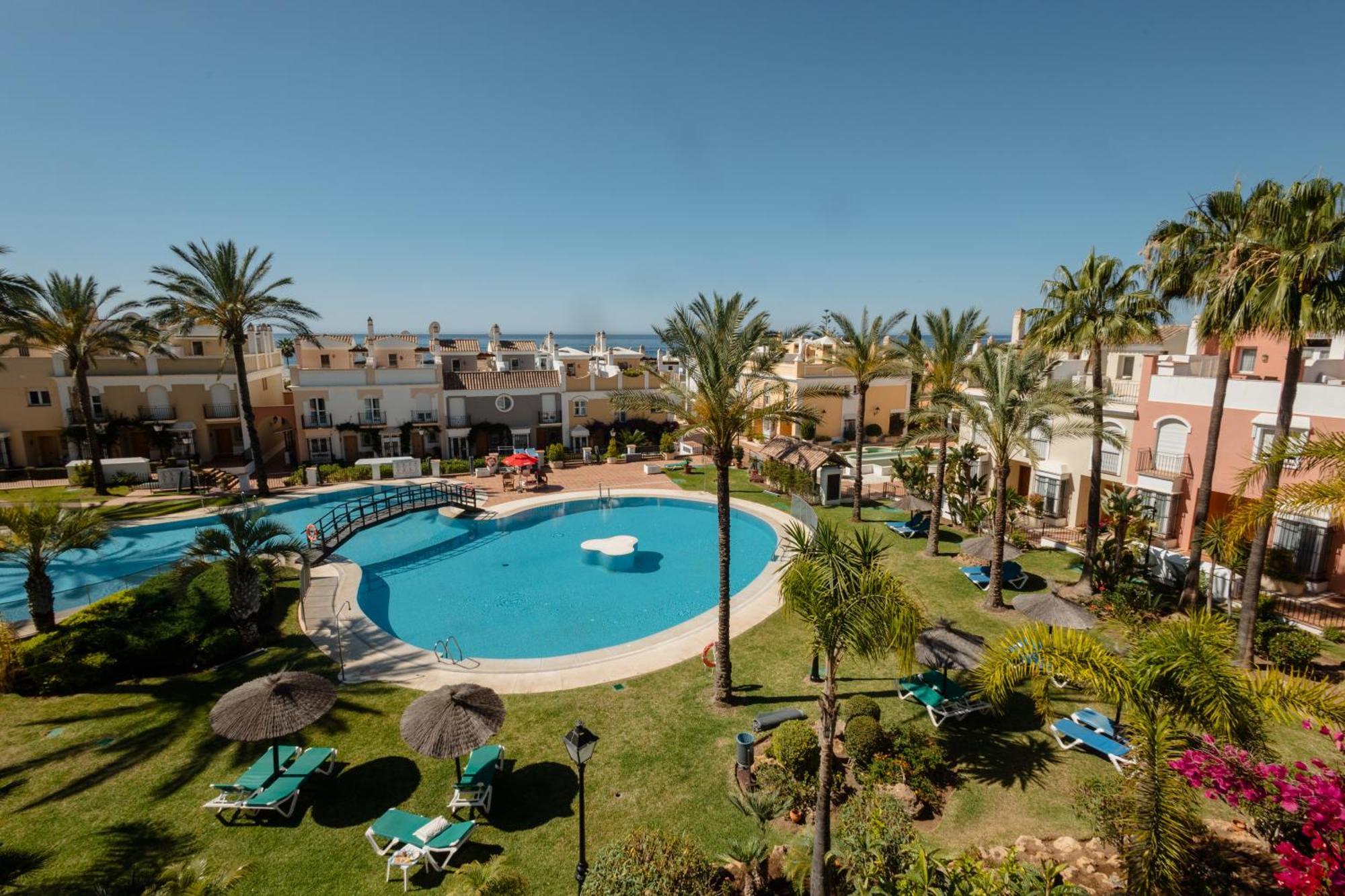 Casa de férias Townhouse In First Line Beach, Bahia De Marbella, *