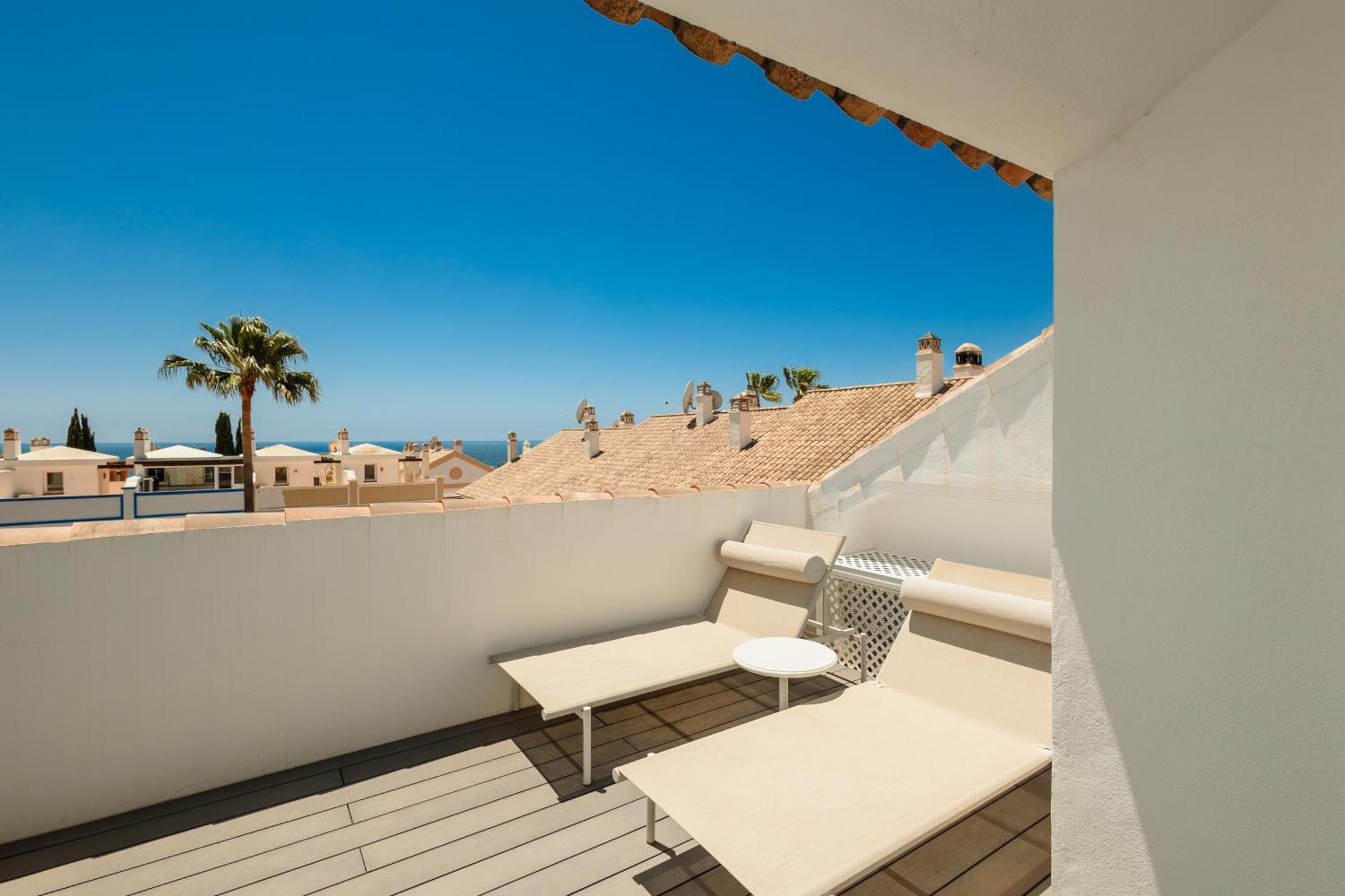 Townhouse In First Line Beach, Bahia De Marbella, Marbella
