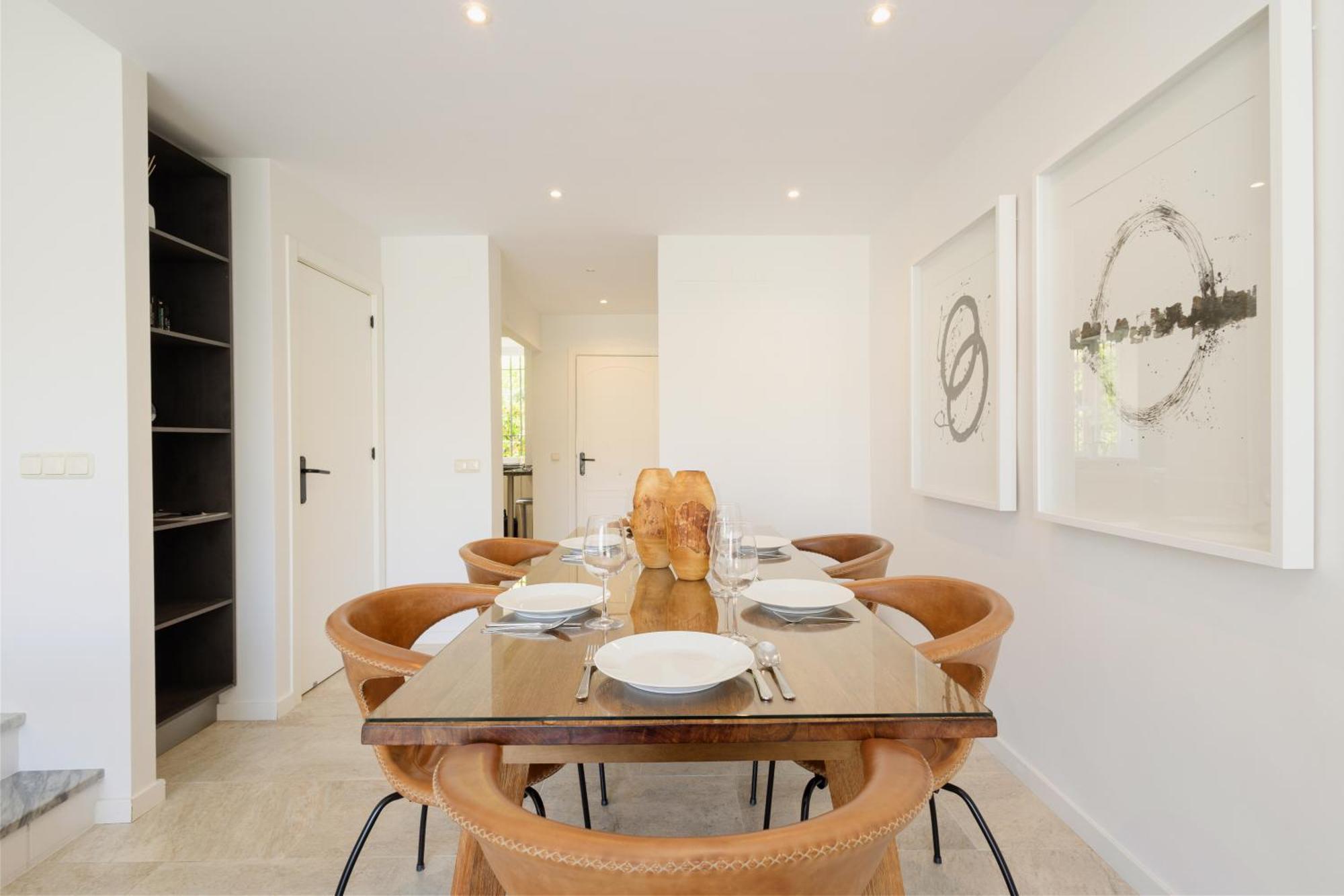 Townhouse In First Line Beach, Bahia De Marbella, Casa de férias